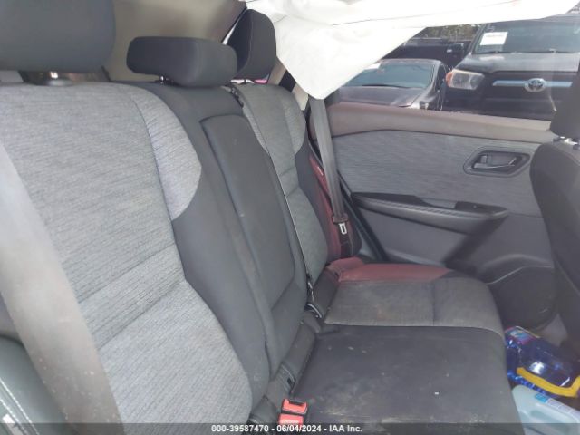 JN8AT3AA5MW004251 Nissan Rogue S Fwd