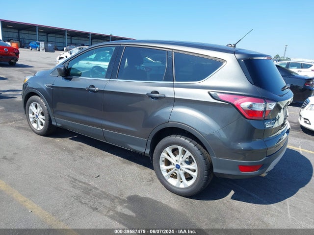 Ford ESCAPE SE 2017 1FMCU0GD7HUC42696 Image 3