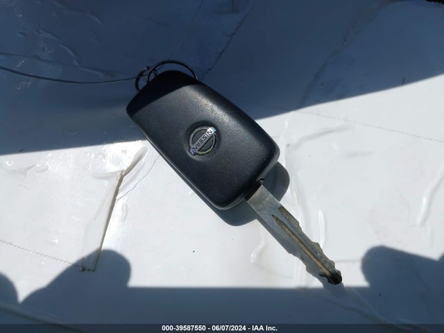 Nissan ROGUE S 2017 KNMAT2MT4HP525416 Image 11