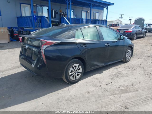 JTDKARFU1G3020769 Toyota Prius Four