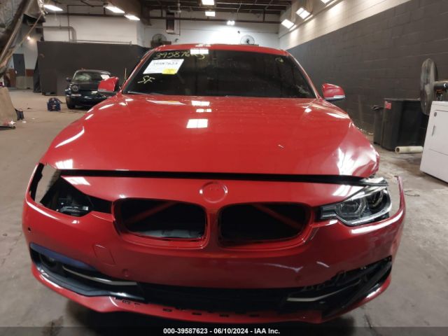 WBA8D9C5XJEM31949 BMW 330i Xdrive