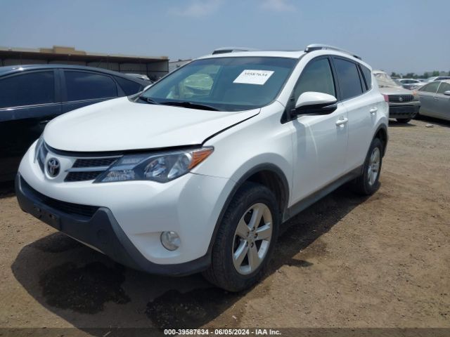 JTMWFREV8EJ020662 Toyota Rav4 Xle