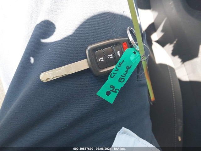 Honda Civic Lx 2018 2HGFC2F59JH547282 Image 11