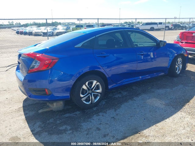 Honda Civic Lx 2018 2HGFC2F59JH547282 Image 4