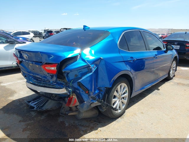 Toyota CAMRY LE 2020 4T1C11AK0LU390428 Image 4