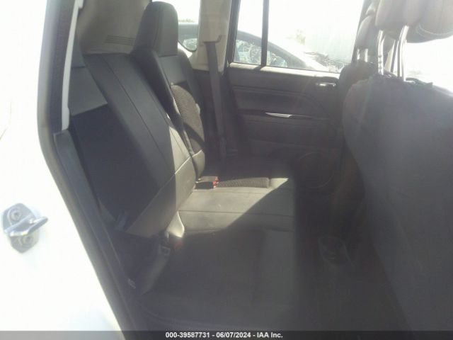 1C4NJDEB8HD208071 Jeep Compass Latitude 4x4
