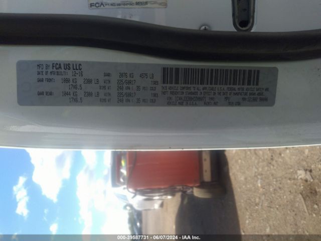 1C4NJDEB8HD208071 Jeep Compass Latitude 4x4