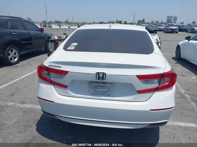 Honda ACCORD LX 2018 1HGCV1F1XJA083390 Image 16