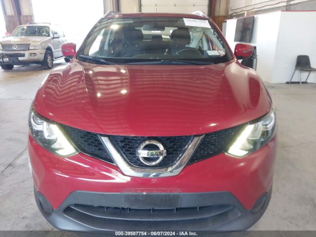 JN1BJ1CR1JW203079 Nissan Rogue Sport Sv