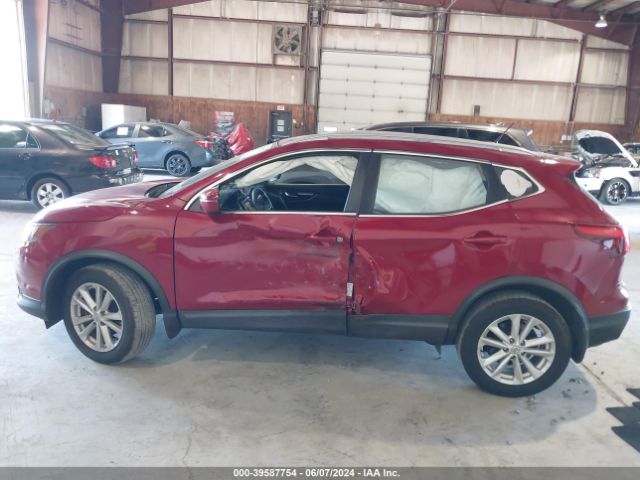 JN1BJ1CR1JW203079 Nissan Rogue Sport Sv