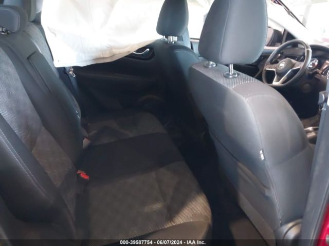 JN1BJ1CR1JW203079 Nissan Rogue Sport Sv