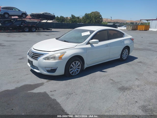Nissan Altima 2.5 S 2014 1N4AL3AP8EC138213 Image 2