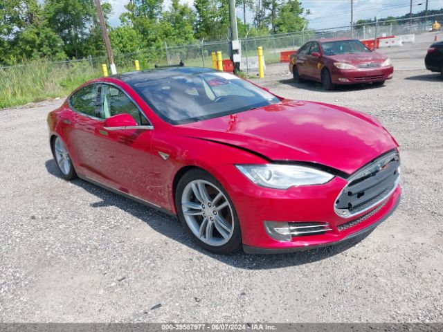 39587977 :رقم المزاد ، 5YJSA1CG4DFP19991 vin ، 2013 Tesla Model S مزاد بيع