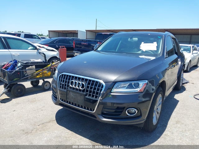 Audi Q5 2.0t Premium 2016 WA1L2AFP5GA072165 Image 2