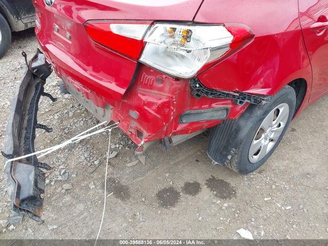 KIA FORTE LX 2016 KNAFK4A6XG5588627 Image 12