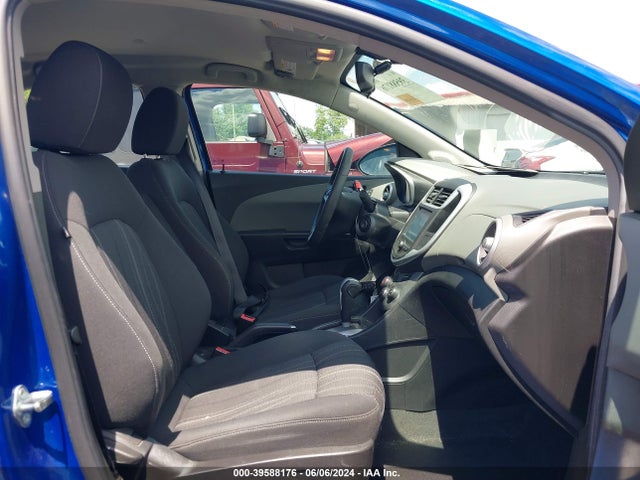 Chevrolet Sonic Lt Auto 2017 1G1JD5SH7H4126877 Image 5