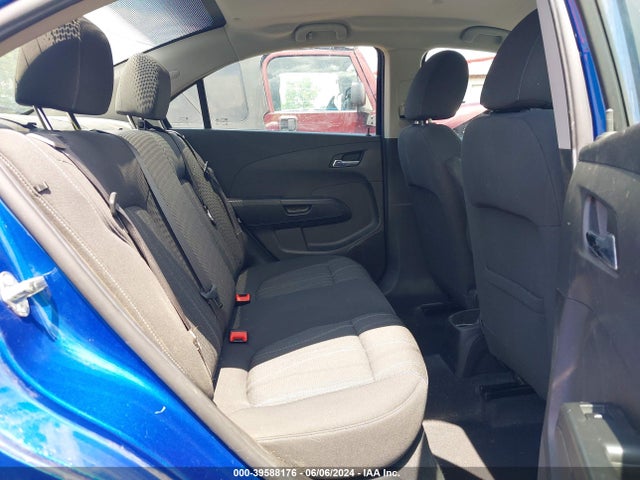 Chevrolet Sonic Lt Auto 2017 1G1JD5SH7H4126877 Image 8