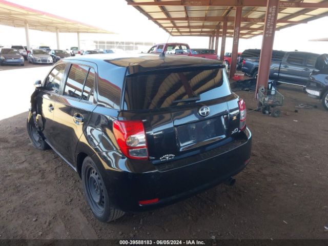 JTKKUPB40E1046444 Scion XD