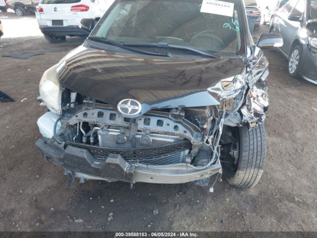 JTKKUPB40E1046444 Scion XD