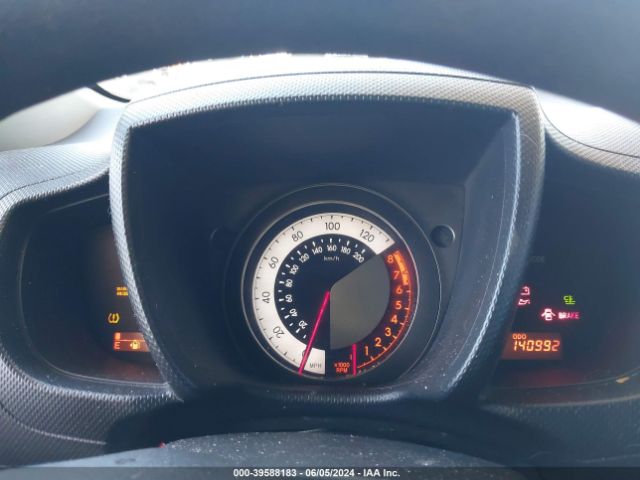 JTKKUPB40E1046444 Scion XD