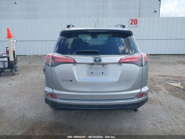 Toyota RAV4 LE 2018 JTMZFREV5JD129893 Image 17