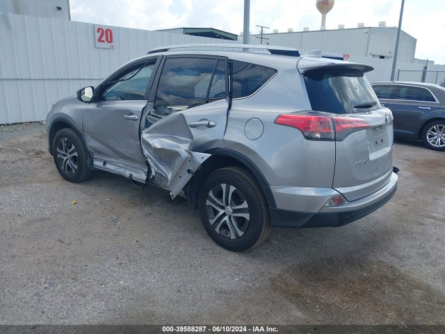 Toyota RAV4 LE 2018 JTMZFREV5JD129893 Image 3