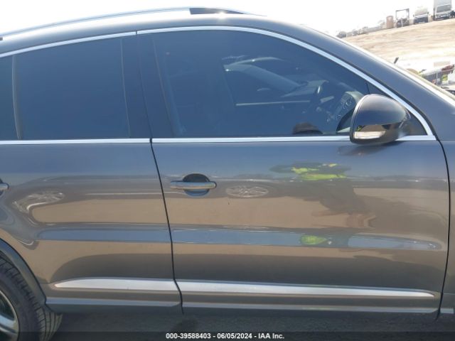 WVGTV7AX2HK015193 Volkswagen Tiguan 2.0t Sport