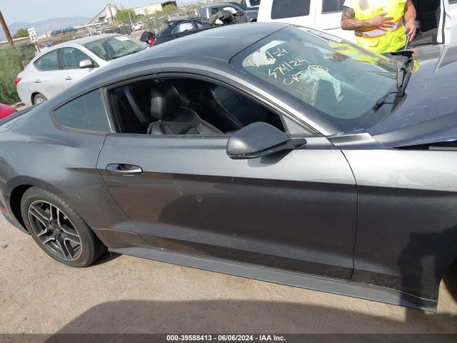 Ford Mustang Ecoboost Premium Fastback 2020 1FA6P8TH1L5137015 Image 13