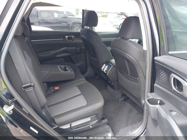 KIA SORENTO LX 2023 5XYRG4LC2PG176472 Image 8