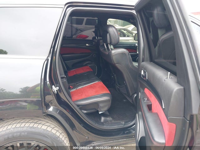 1C4RJFDJ8FC732376 Jeep Grand Cherokee Srt
