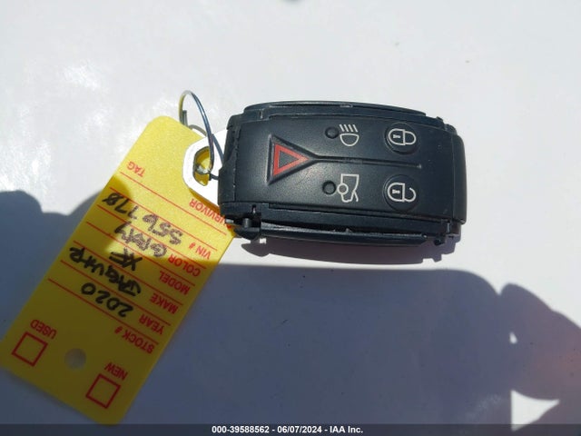 2012 JAGUAR XF SAJWA0HB9CLS56770 Photo 10