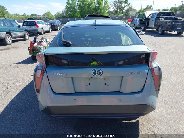 Toyota Prius Two 2017 JTDKBRFU1H3563313 Image 16