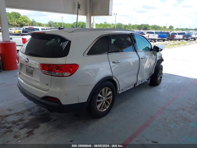 KIA Sorento 3.3l Lx 2018 5XYPG4A56JG404024 Image 4