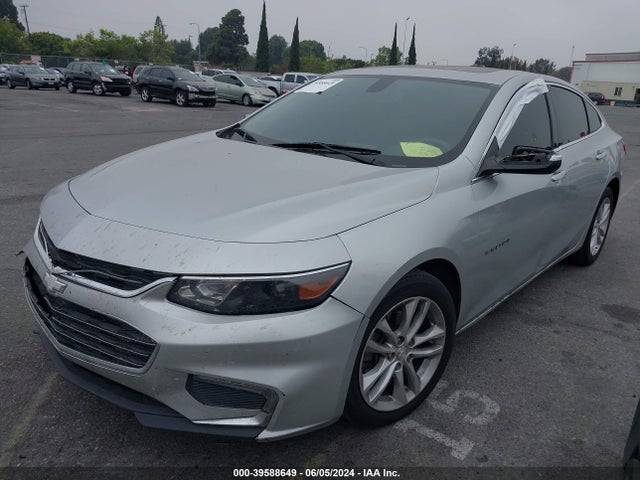 Chevrolet MALIBU LT 2018 1G1ZD5ST8JF175765 Image 2