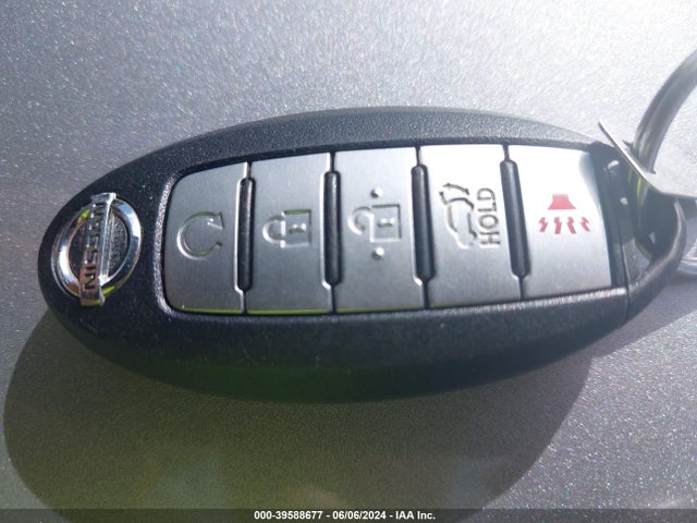 Nissan ROGUE SV 2017 5N1AT2MV4HC828118 Image 11