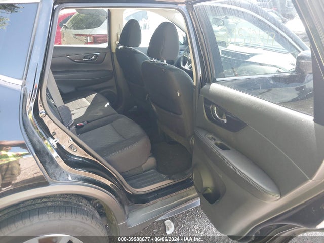 Nissan ROGUE SV 2017 5N1AT2MV4HC828118 Image 8