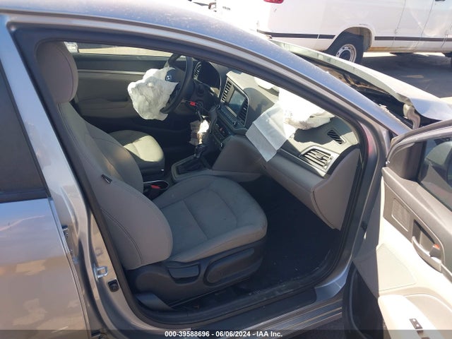 Hyundai ELANTRA SE 2017 5NPD84LF0HH025870 Image 5