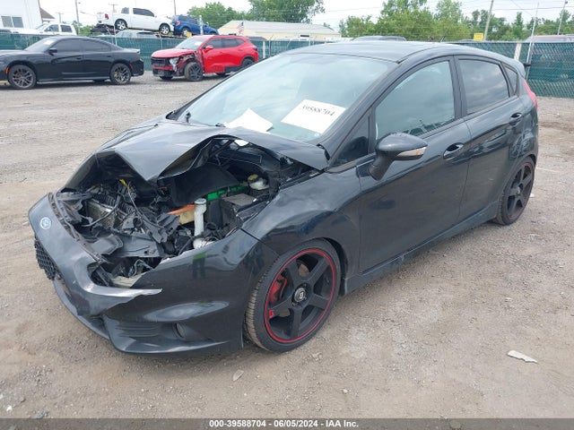 Ford FIESTA ST 2015 3FADP4GX7FM213112 Image 2
