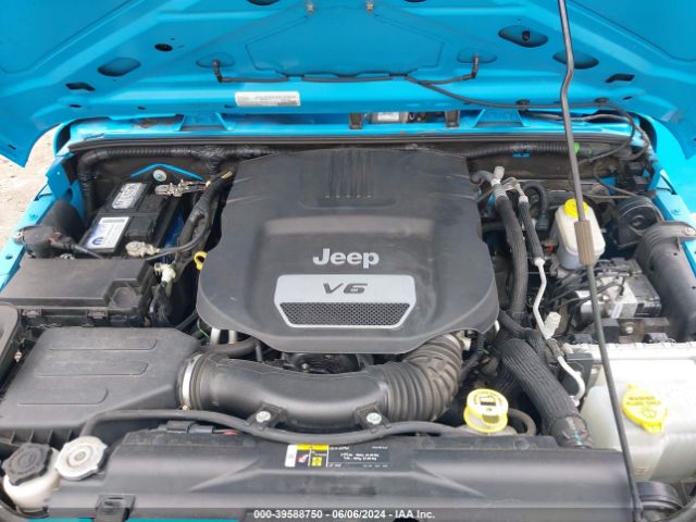 1C4BJWDG0JL858942 Jeep Wrangler Jk Unlimited Sport S 4x4