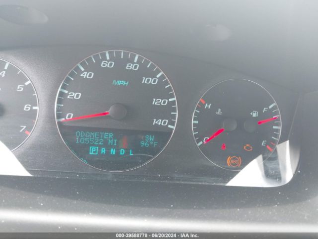 2G1WB5E3XF1152863 Chevrolet Impala Limited Lt