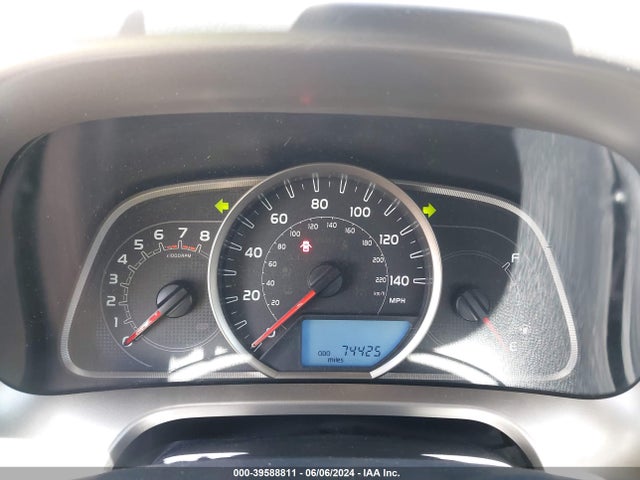 Toyota RAV4 LE 2015 JTMZFREV3FJ053924 Image 7