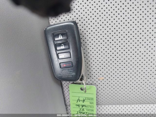 JTHBA1D27G5004498 Lexus IS 200T