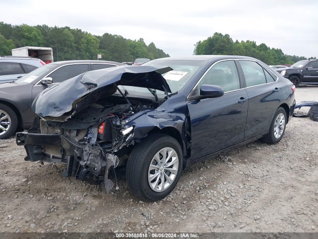 Toyota CAMRY LE 2017 4T1BF1FK8HU759632 Image 2