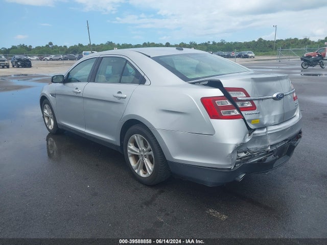 Ford TAURUS SEL 2018 1FAHP2E82JG142101 Image 3