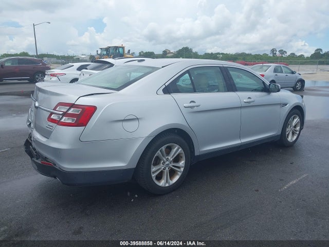 Ford TAURUS SEL 2018 1FAHP2E82JG142101 Image 4
