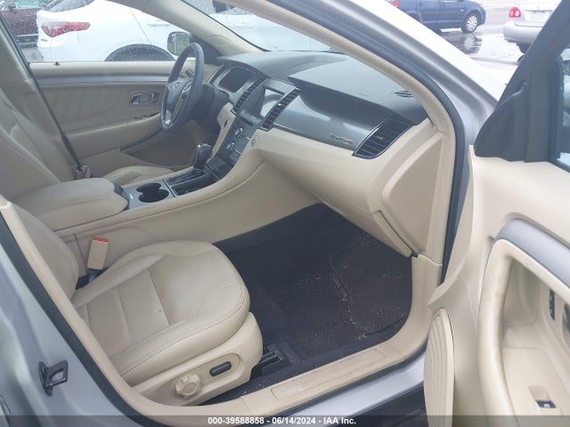 Ford TAURUS SEL 2018 1FAHP2E82JG142101 Image 5