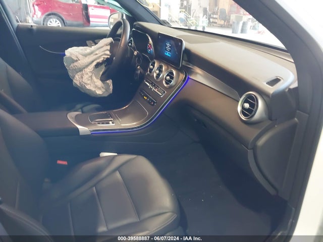W1N0G8EB0NV381534 Mercedes-Benz Glc 300 4matic Suv
