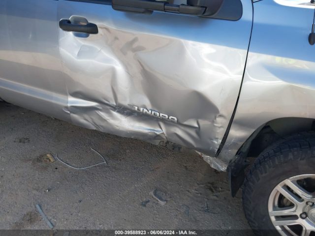 5TFRM5F17JX132481 Toyota Tundra Sr5 4.6l V8