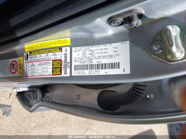 5TFRM5F17JX132481 Toyota Tundra Sr5 4.6l V8