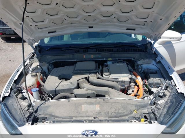 3FA6P0MUXKR272843 Ford Fusion Hybrid Sel